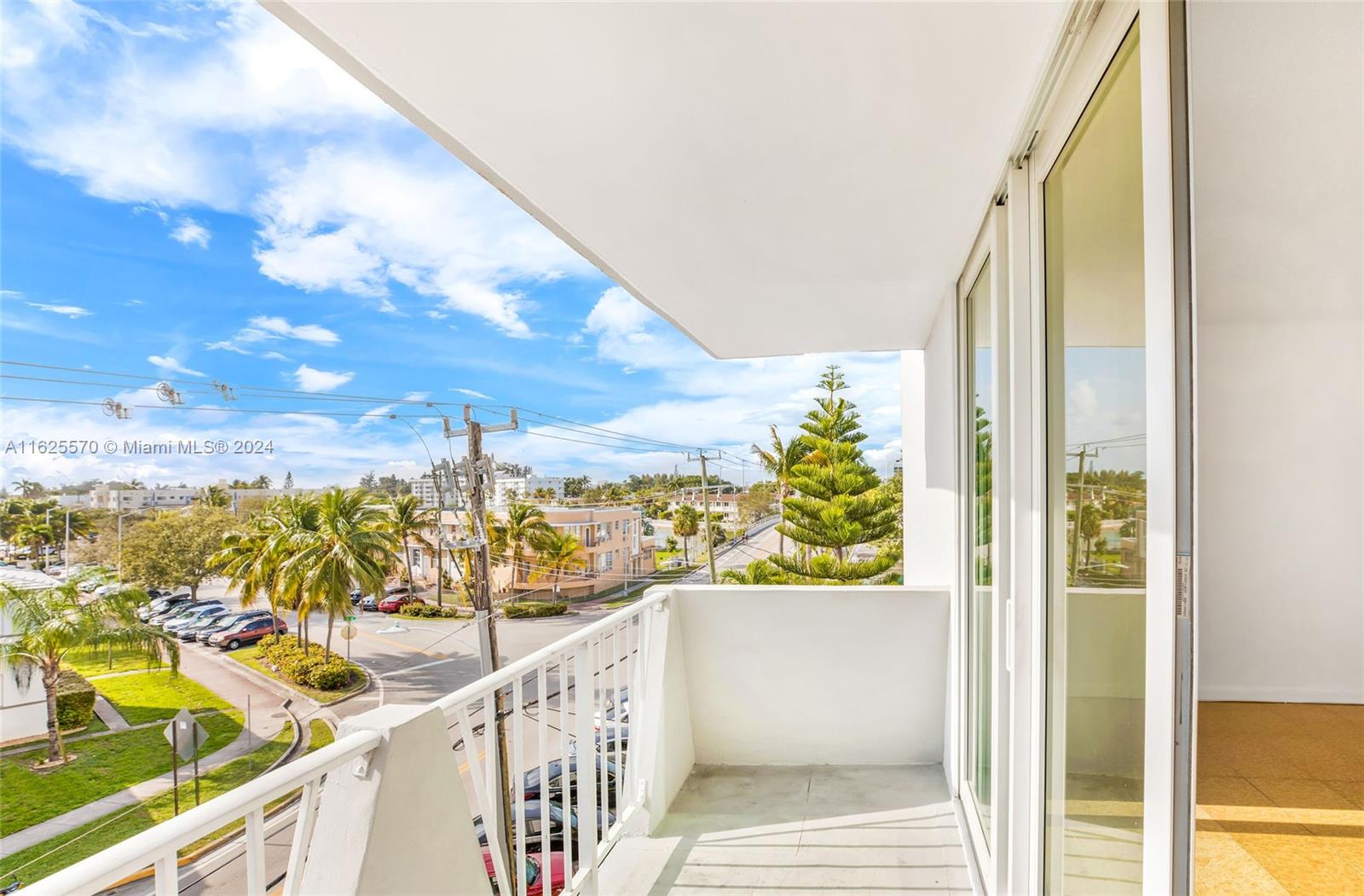 Spacious 1 Bedroom- 1 bathroom!!! Centrally located within walking distance to all shops, restaurants and the beach!! This unit features a large bedroom with plenty of closet space and a nice remodeled kitchen and bathroom. The building and parking are gated and the pool and BBQ area are right by the water. Don't miss out! PETS WELCOME with deposit and some restrictions.