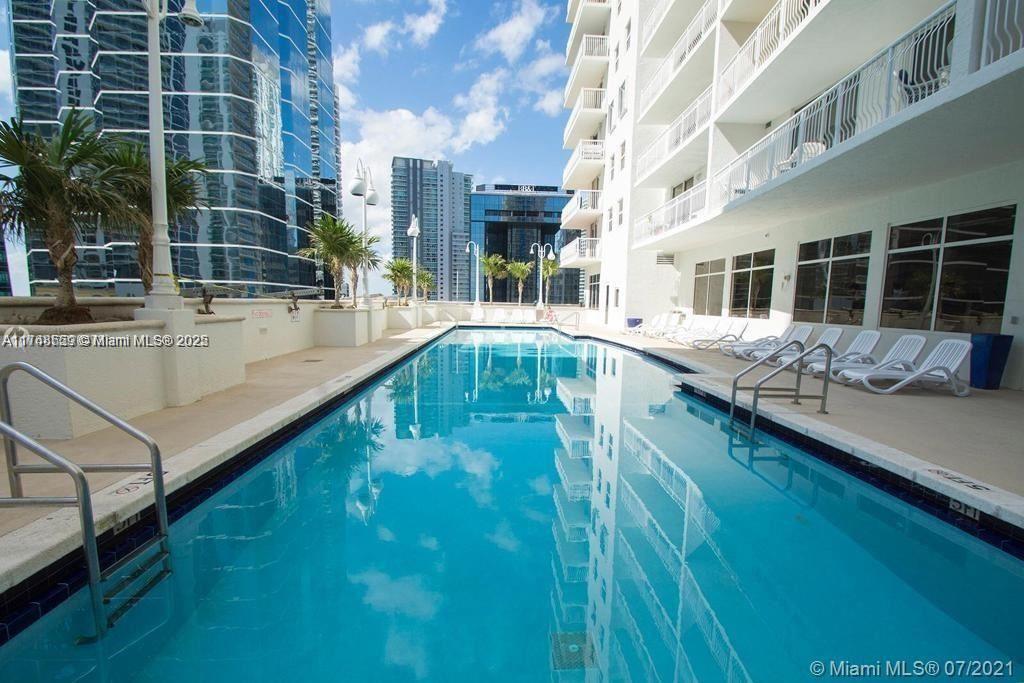 THE CLUB AT BRICKELL BAY - Residential