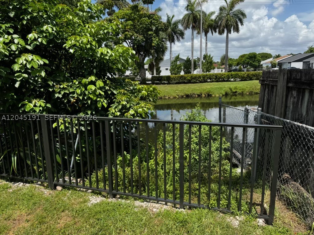 HOMES OF VERSAILLES CONDO - Residential Lease