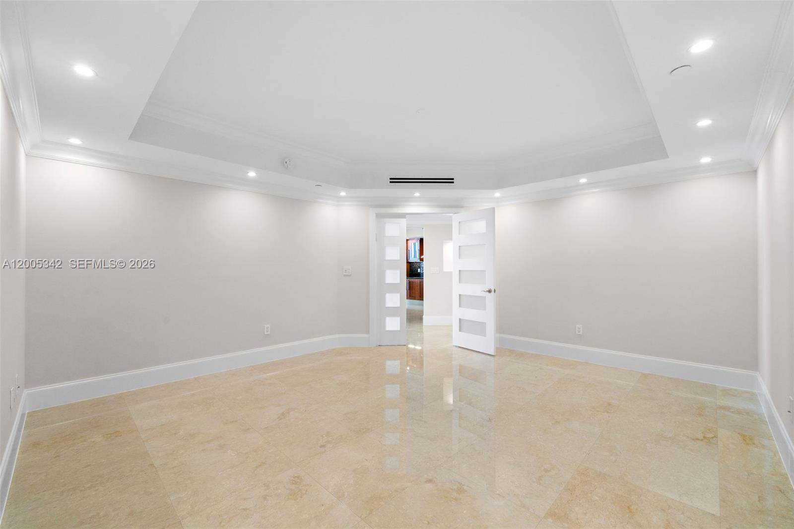 THE PENINSULA II CONDO - Residential