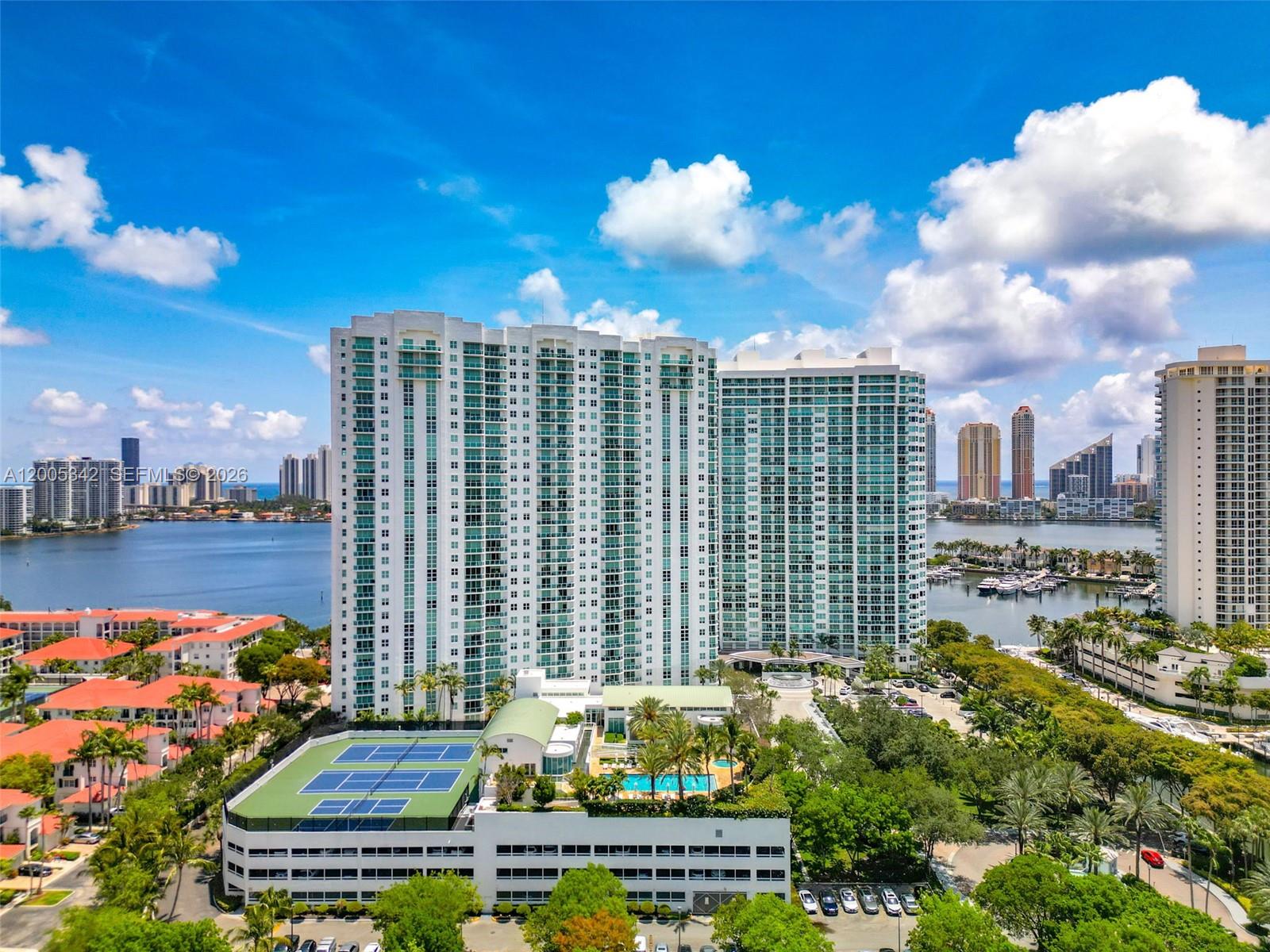 THE PENINSULA II CONDO - Residential