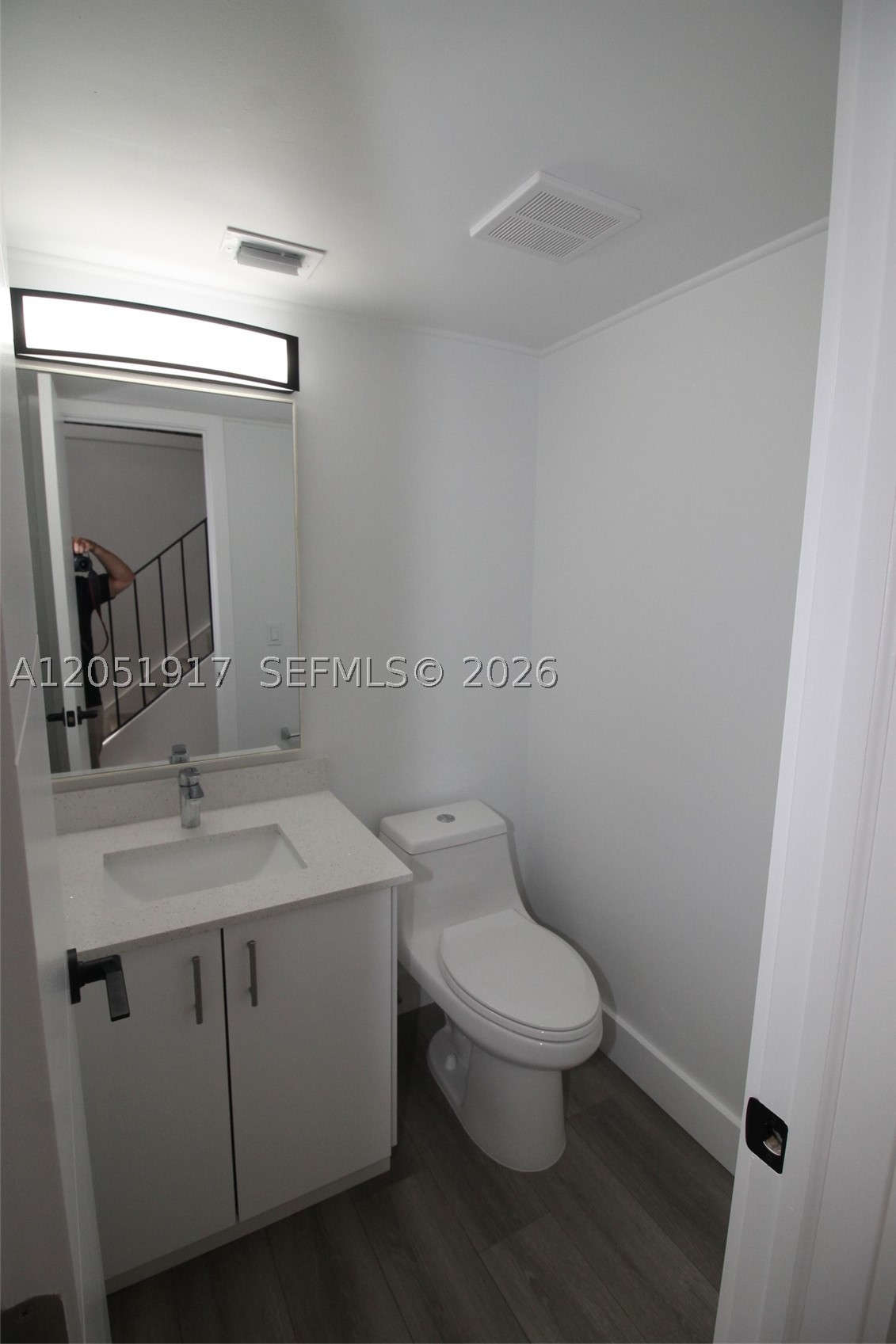 CENTRE COURT CONDO - Residential