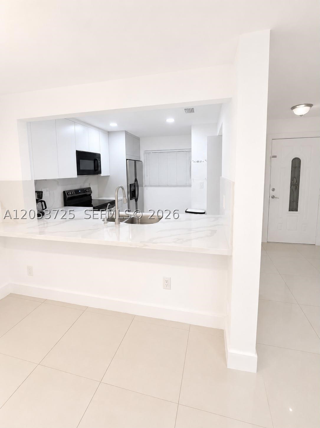 TERRANOVA CONDO #11 - Residential Lease