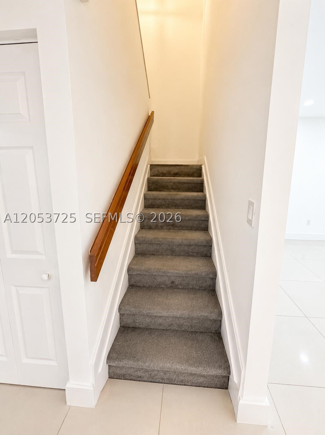 TERRANOVA CONDO #11 - Residential Lease