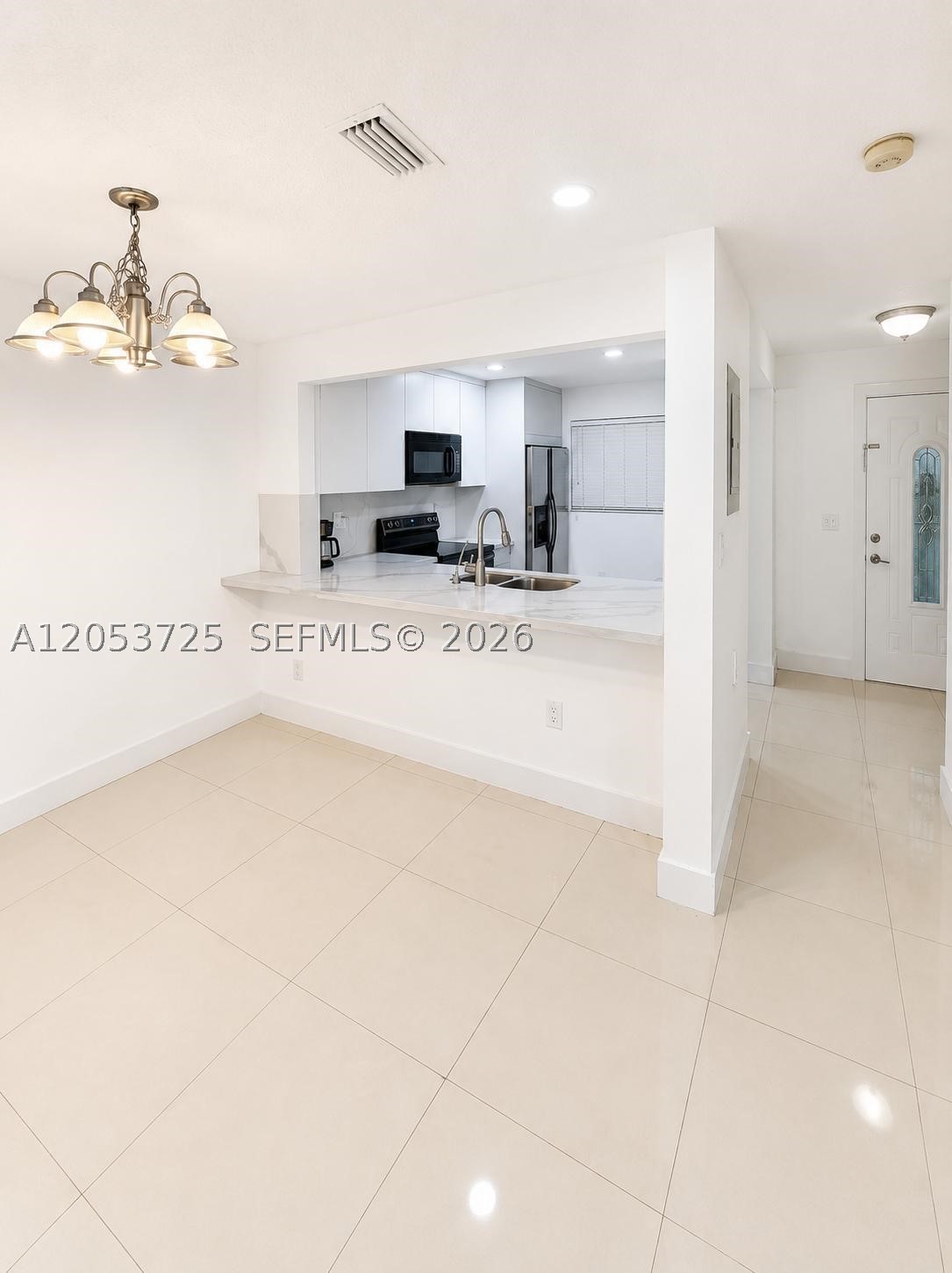 TERRANOVA CONDO #11 - Residential Lease