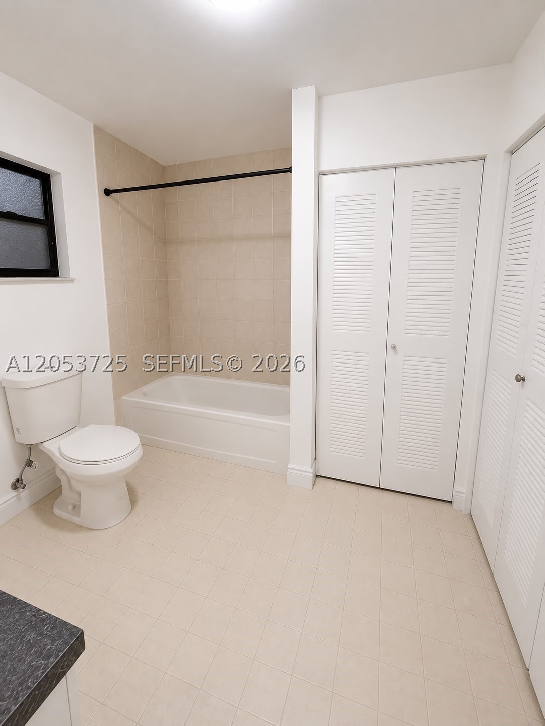 TERRANOVA CONDO #11 - Residential Lease