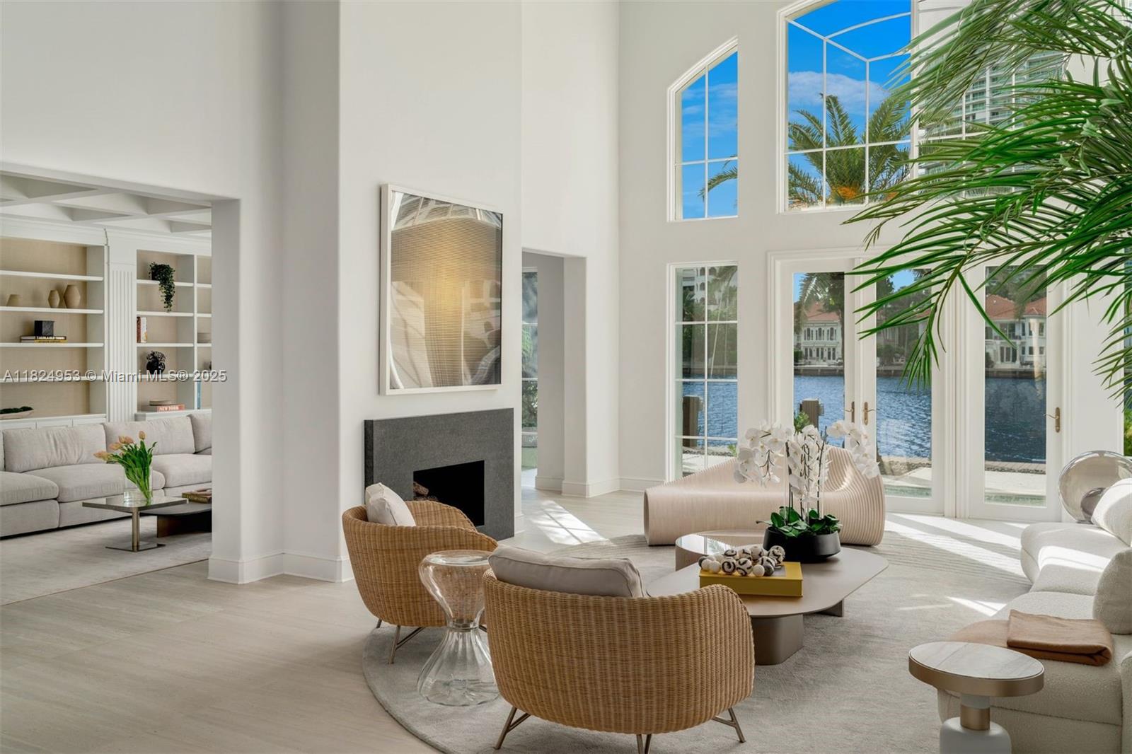 GOLDEN BEACH SEC D - Residential
