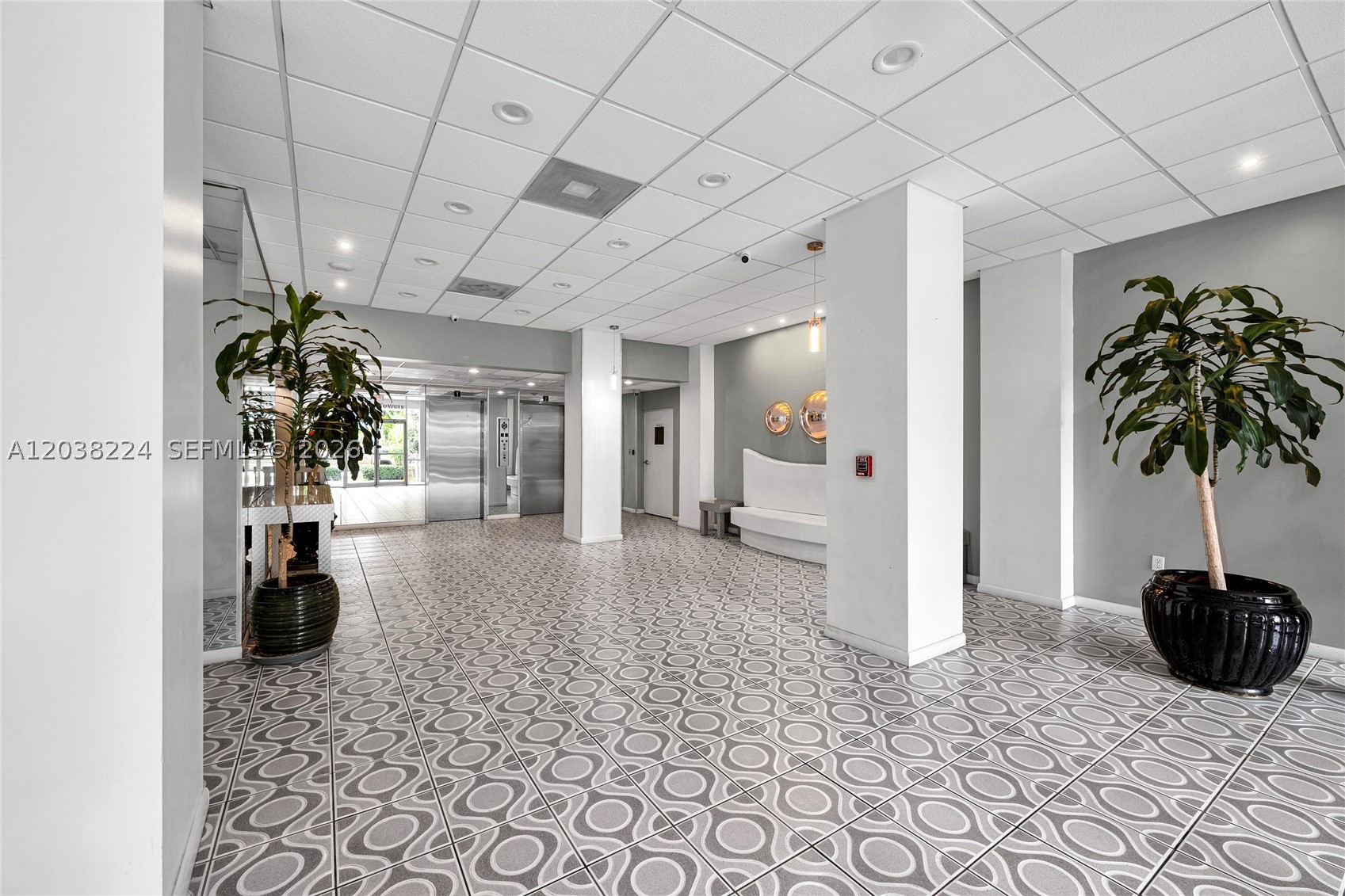 ADMIRAL TOWERS CONDO - Residential