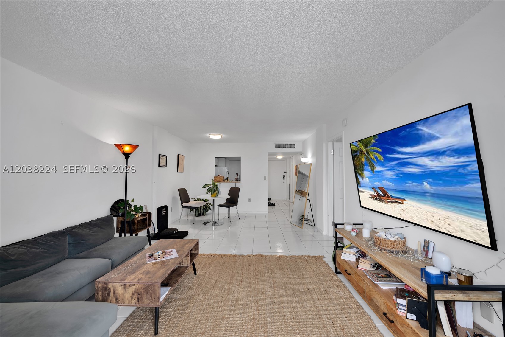 ADMIRAL TOWERS CONDO - Residential
