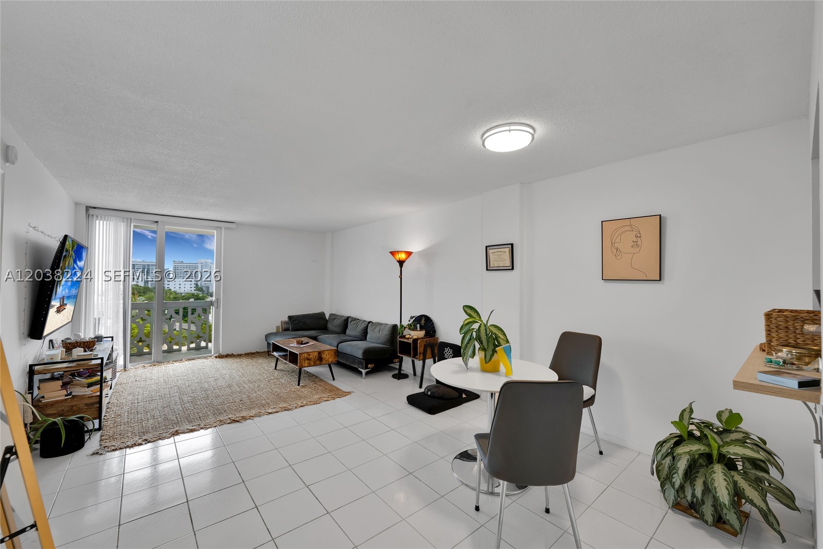 ADMIRAL TOWERS CONDO - Residential