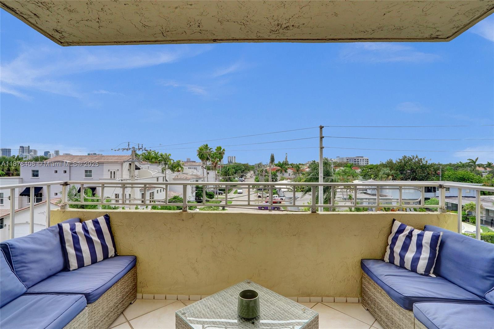 VICTORIA PARK TOWER CONDO - Residential Lease