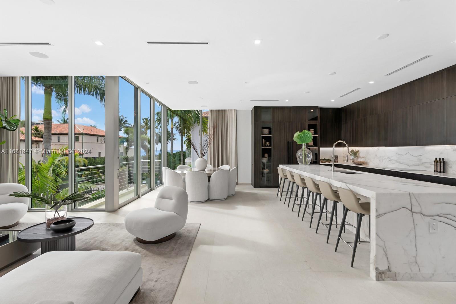 CRYSTAL VIEW - Residential