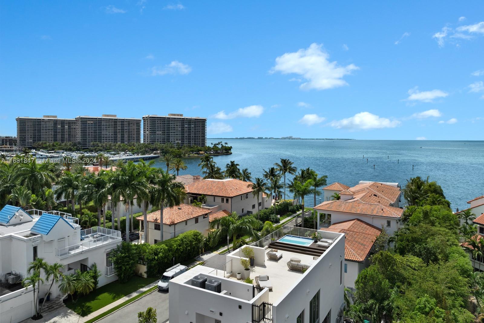 CRYSTAL VIEW - Residential
