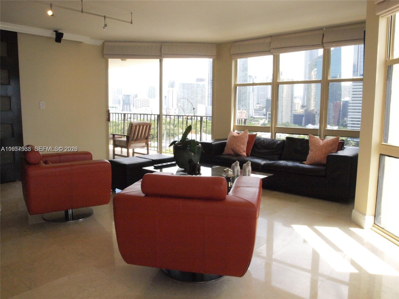 BRICKELL PLACE CONDO - Residential Lease