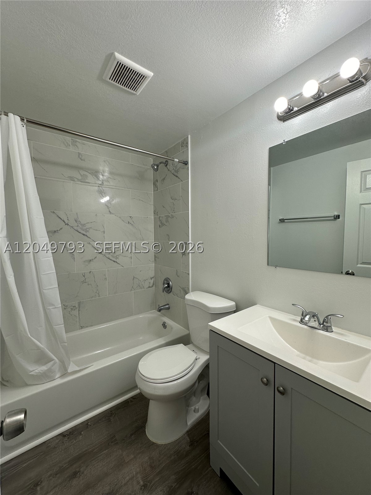OAKLAND MANORS AMENDED PL - Residential Lease