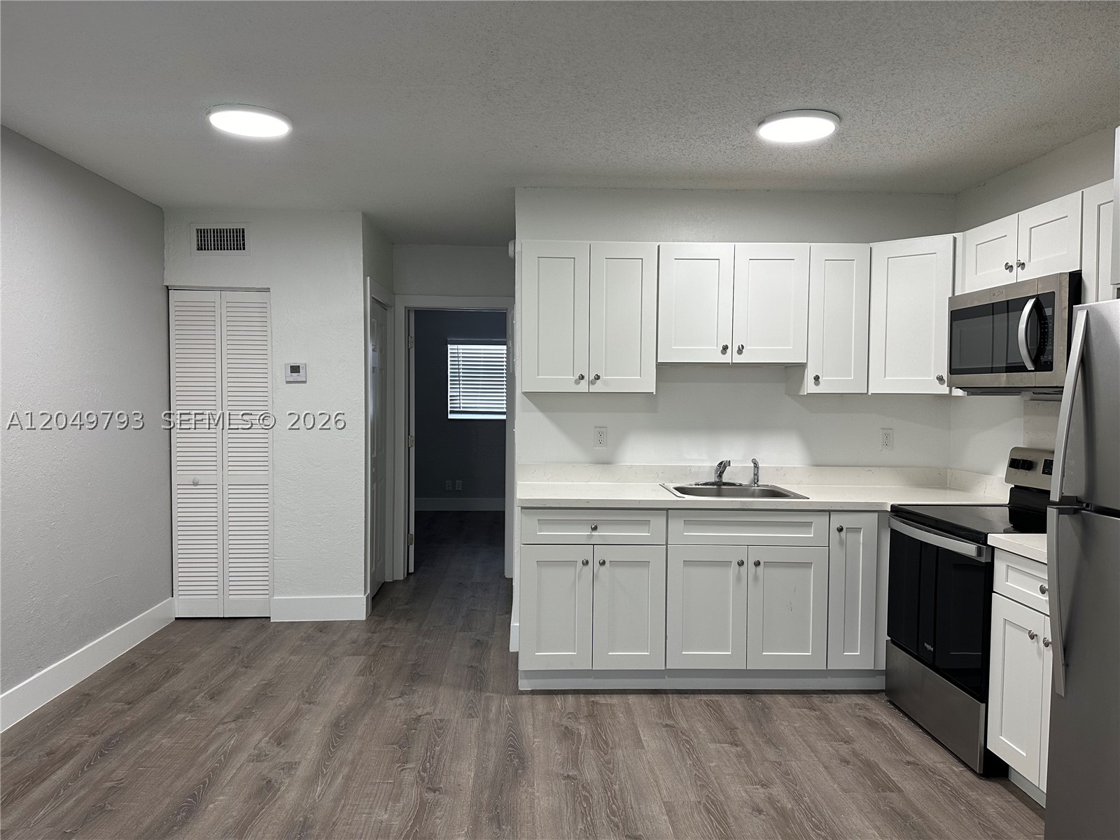 OAKLAND MANORS AMENDED PL - Residential Lease