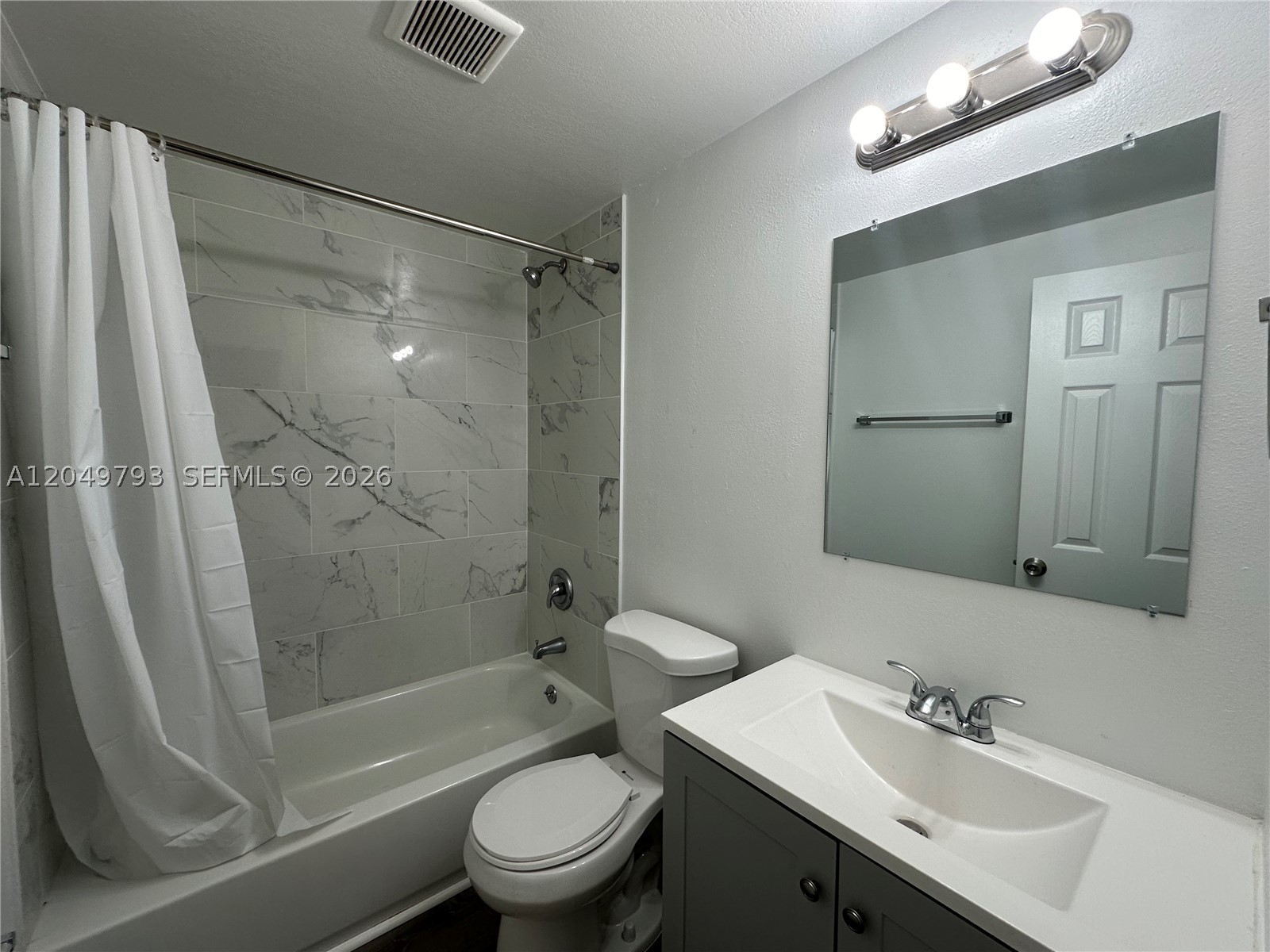 OAKLAND MANORS AMENDED PL - Residential Lease