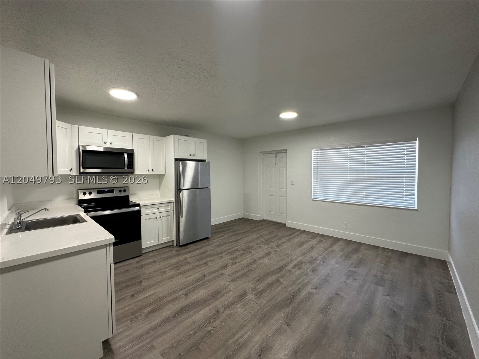 OAKLAND MANORS AMENDED PL - Residential Lease