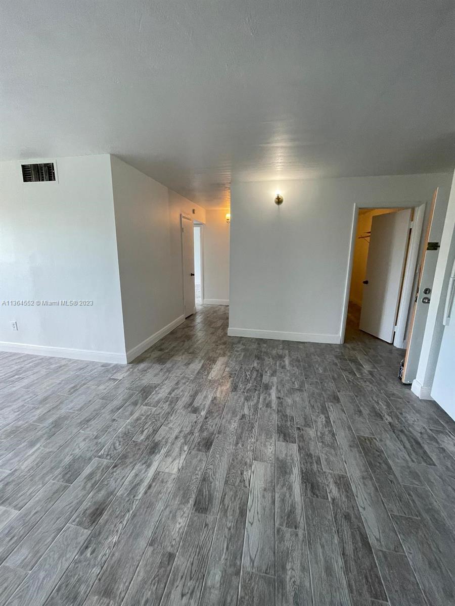 NARANJA LAKES CONDO NO 5 - Residential Lease