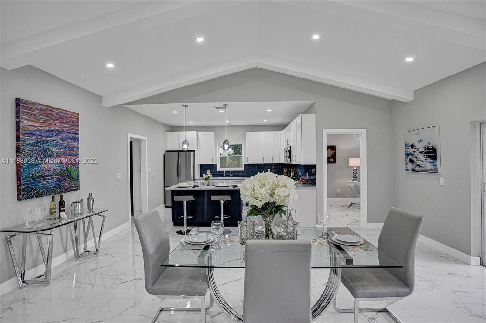 LAUDER GATE ISLES - Residential
