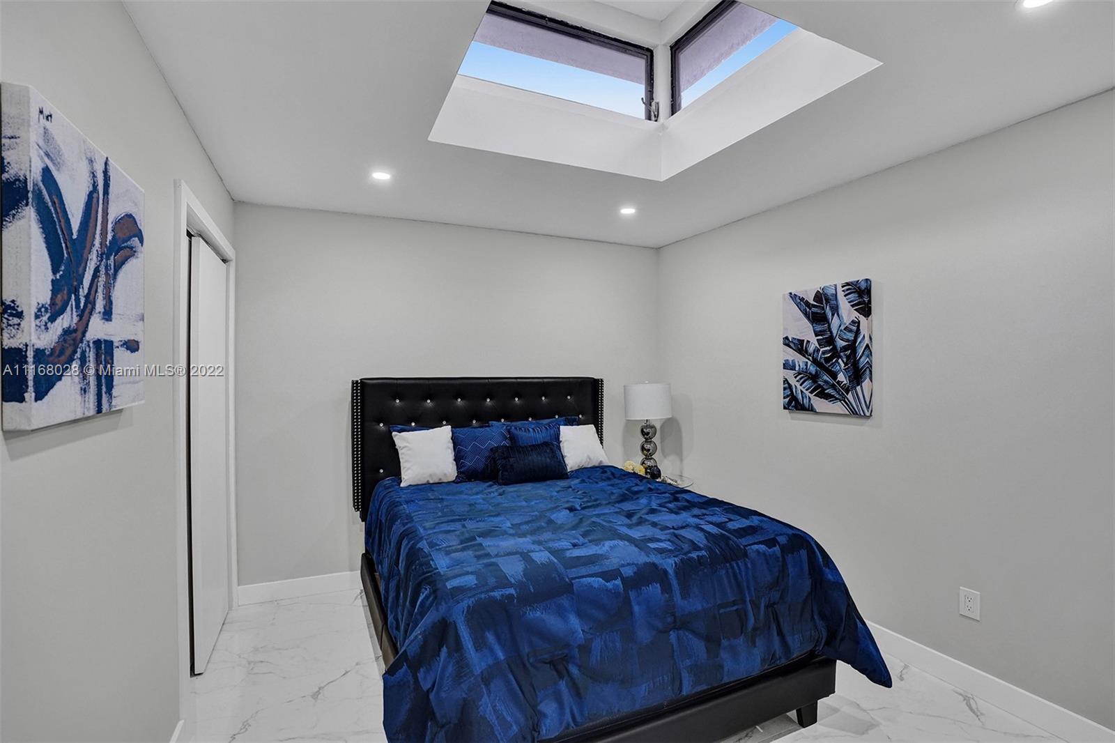 LAUDER GATE ISLES - Residential