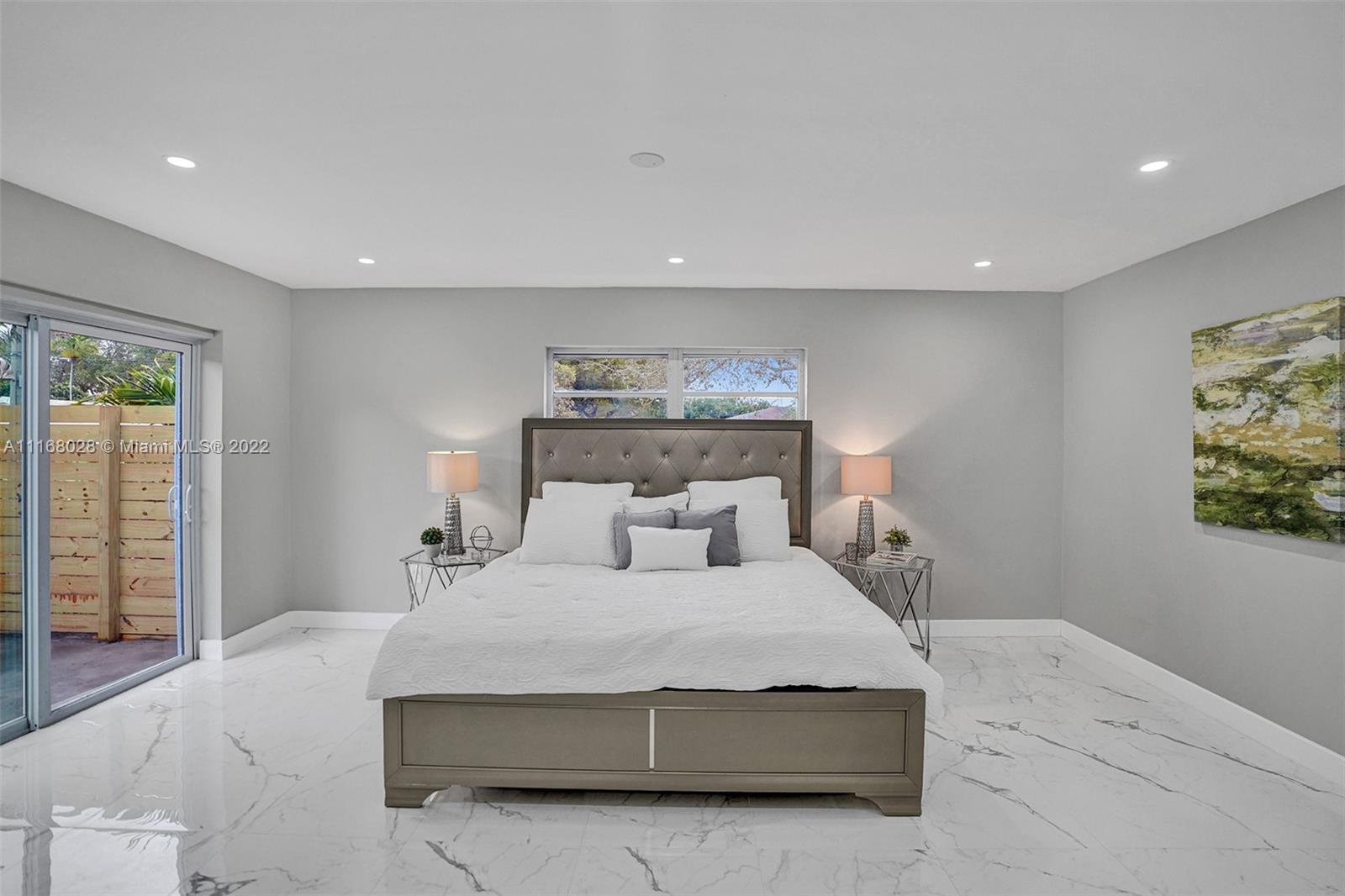LAUDER GATE ISLES - Residential
