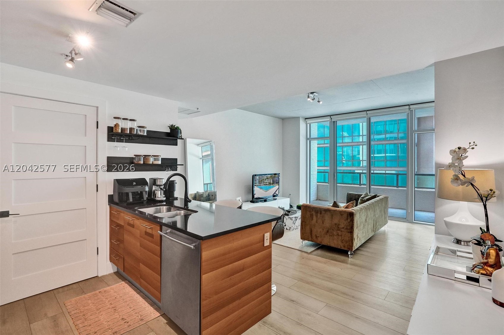 FOUR MIDTOWN MIAMI CONDO - Residential