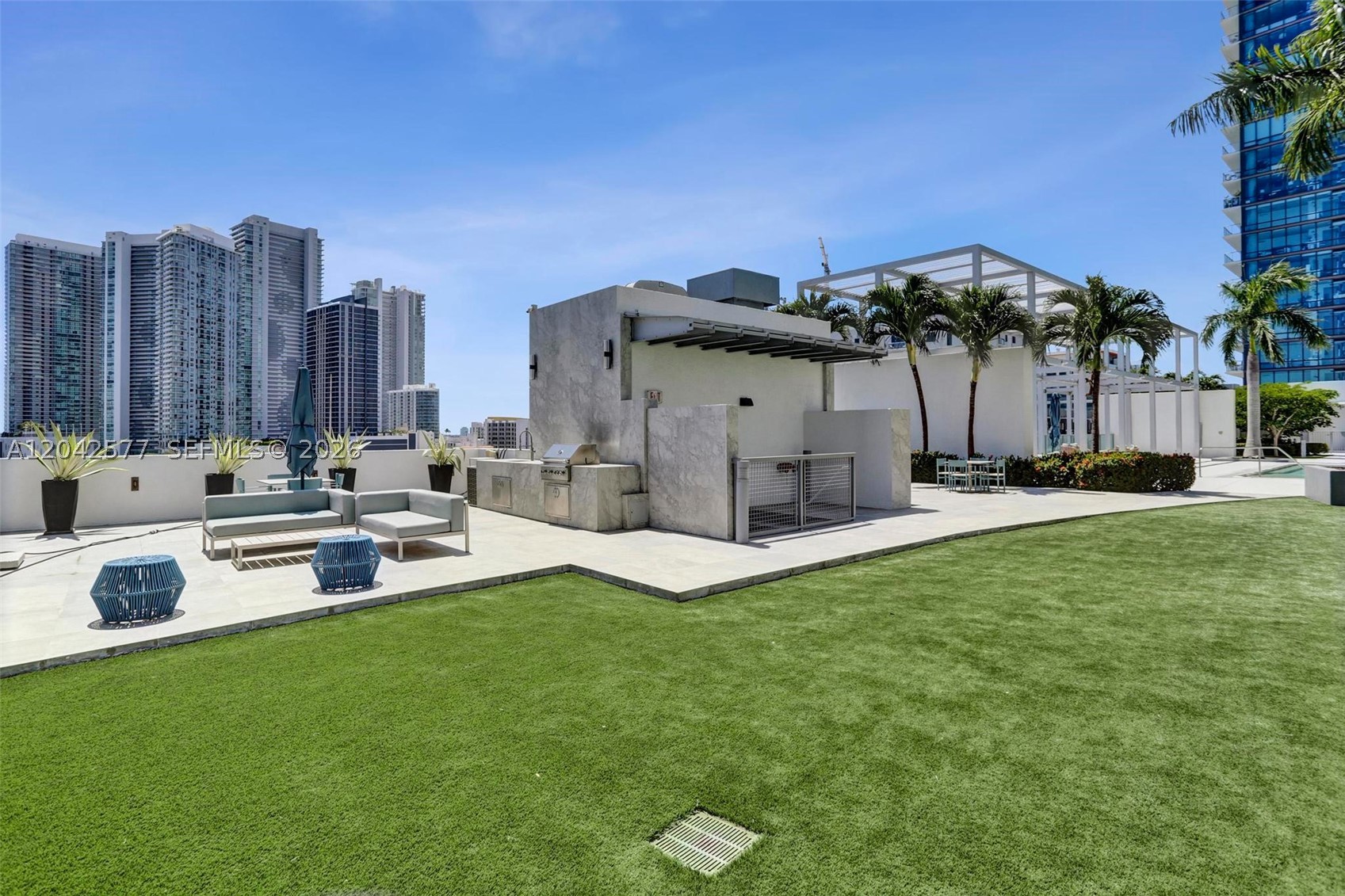 FOUR MIDTOWN MIAMI CONDO - Residential