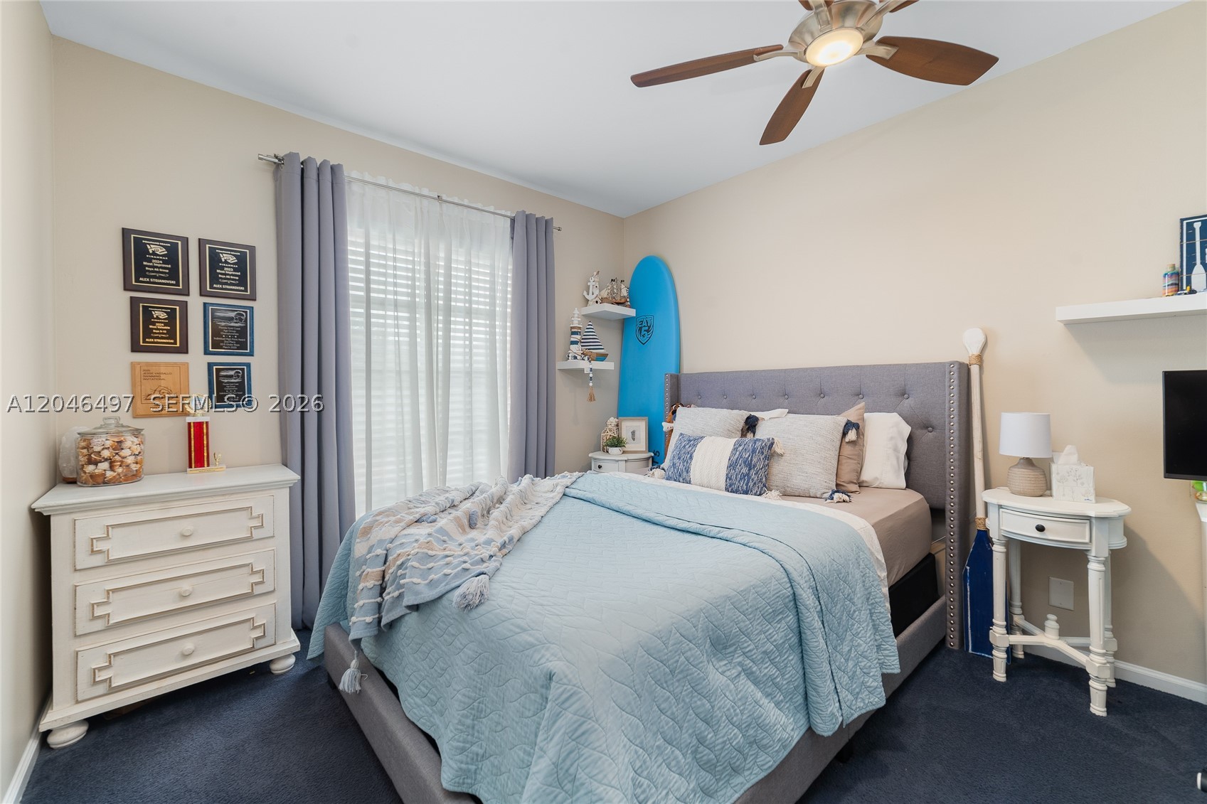 IMPERIAL POINT COLONNADES - Residential