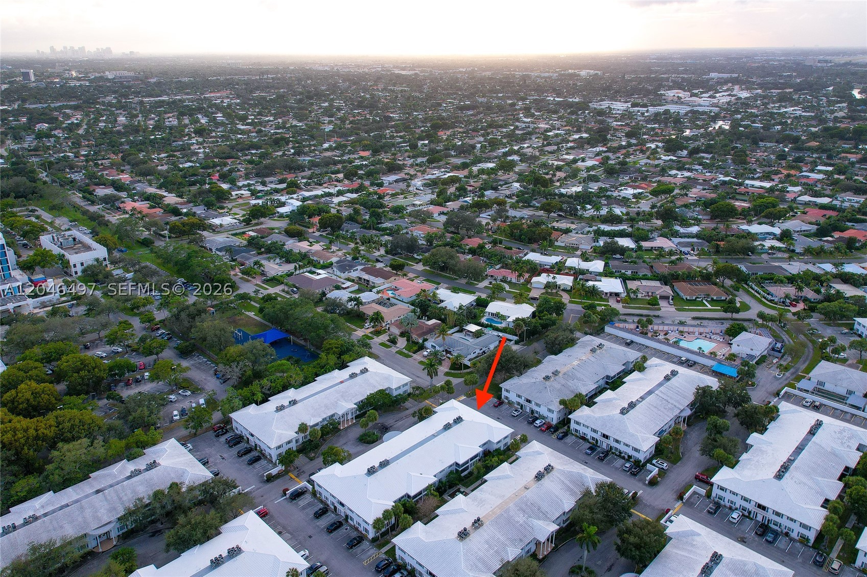IMPERIAL POINT COLONNADES - Residential