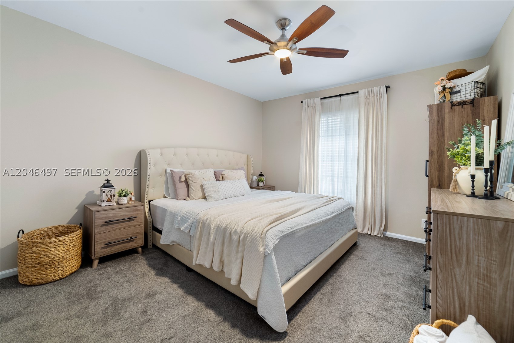 IMPERIAL POINT COLONNADES - Residential