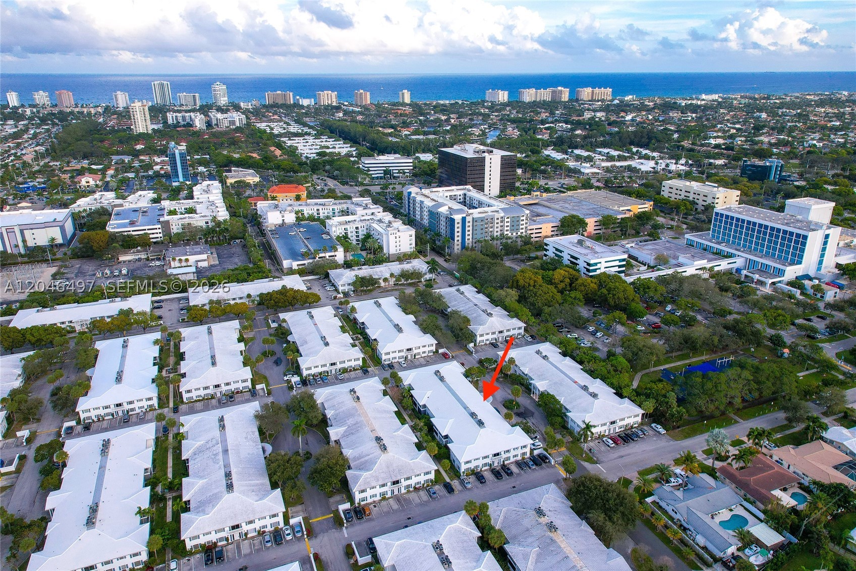 IMPERIAL POINT COLONNADES - Residential