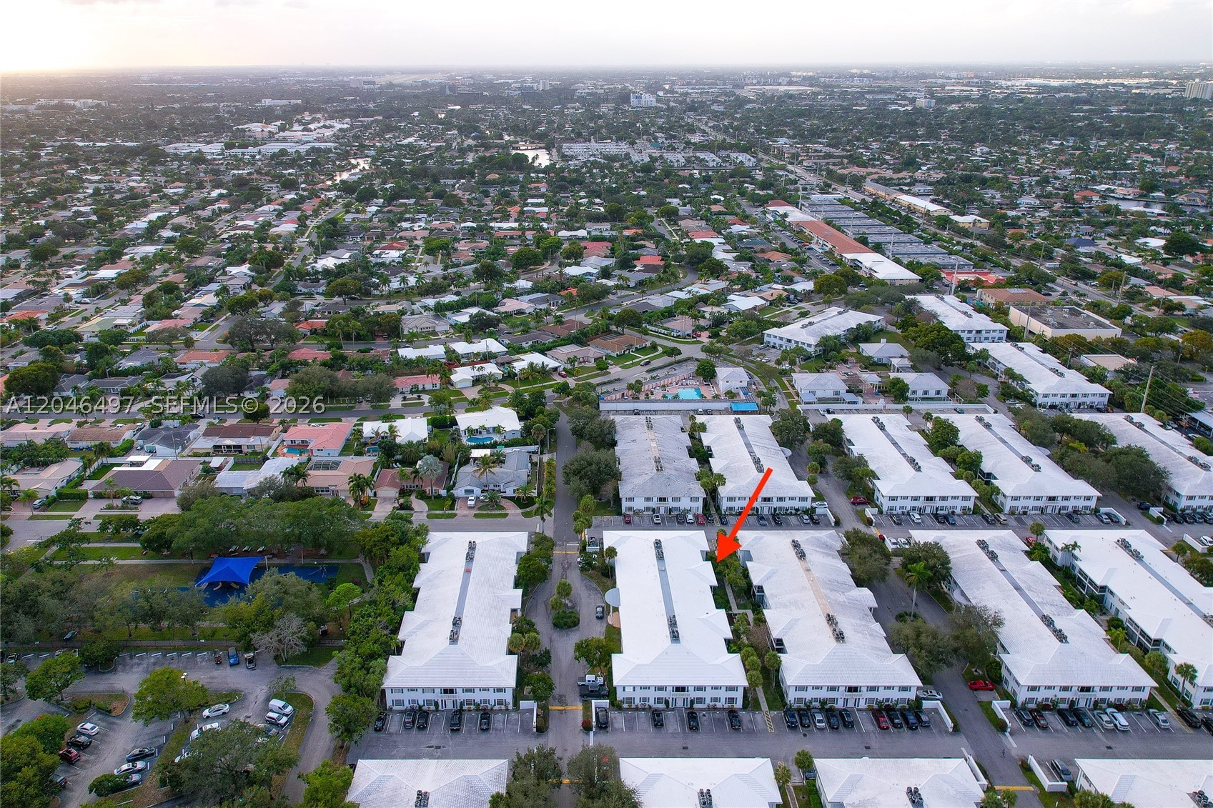 IMPERIAL POINT COLONNADES - Residential