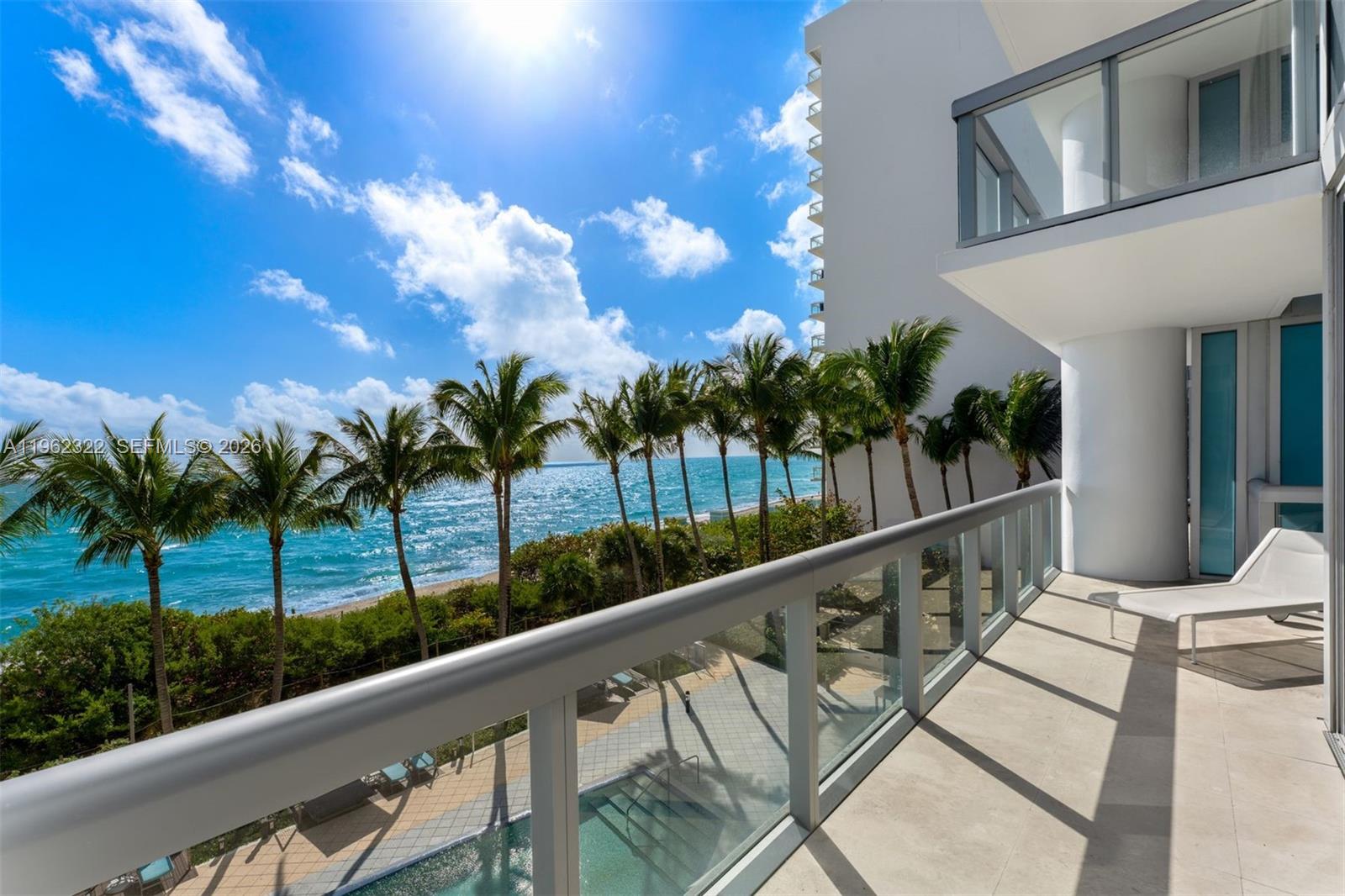 NORTH CARILLON BEACH COND - Residential