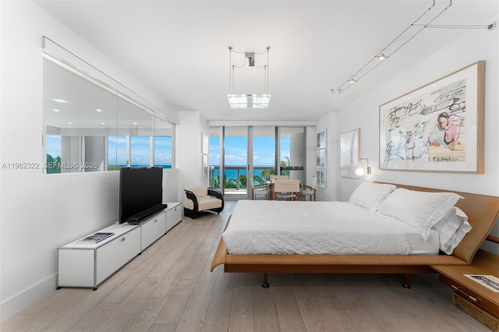 NORTH CARILLON BEACH COND - Residential