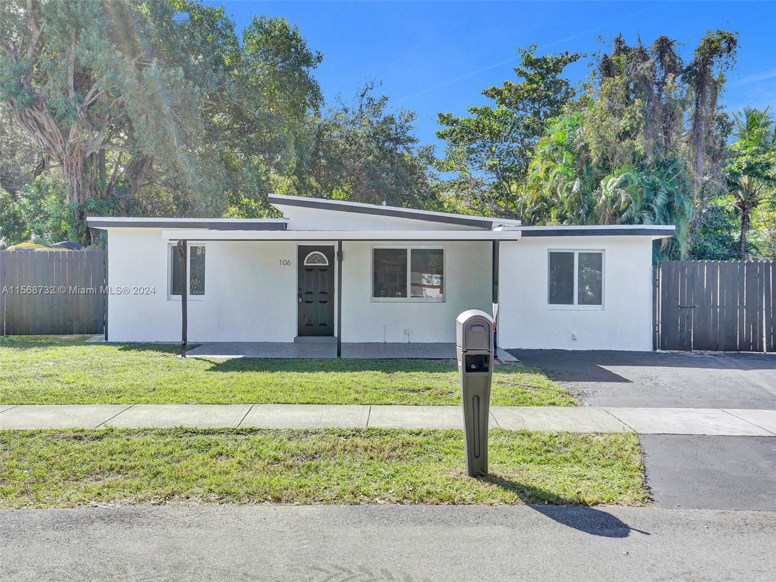 MIAMI GARDENS ESTATES SEC - Residential