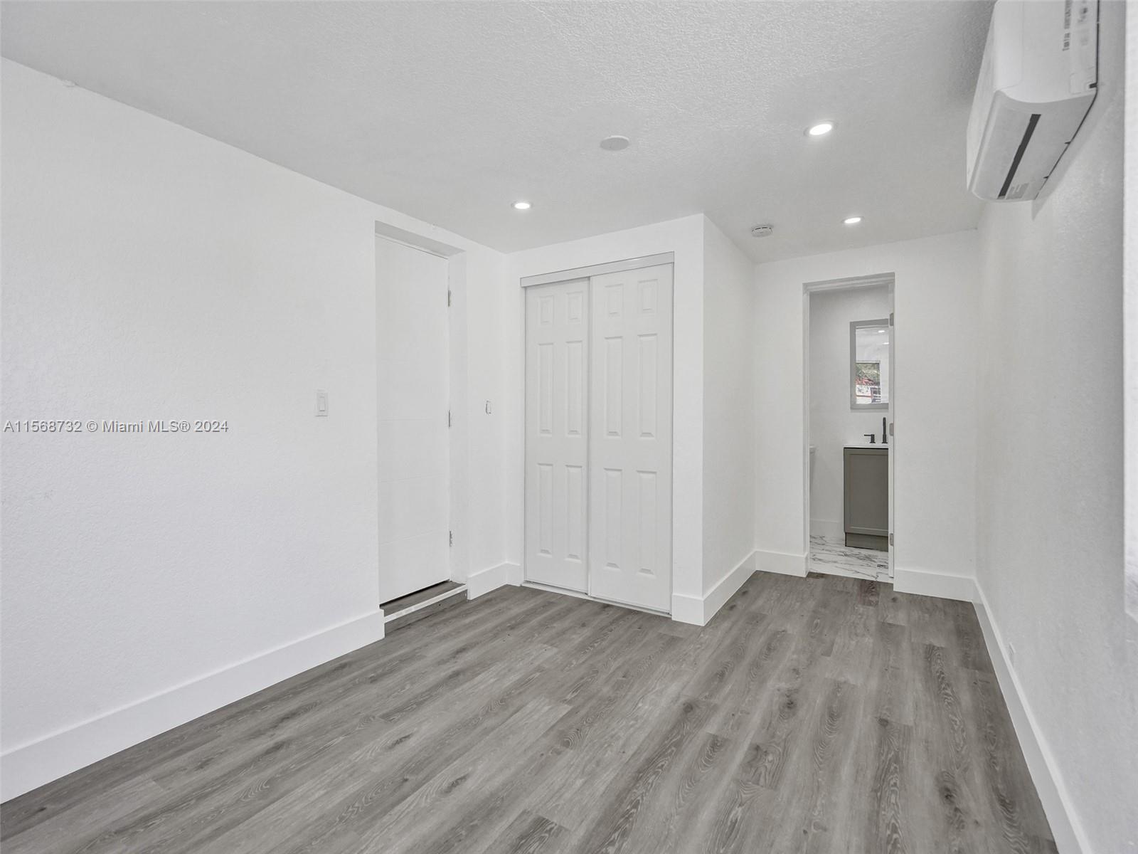 MIAMI GARDENS ESTATES SEC - Residential