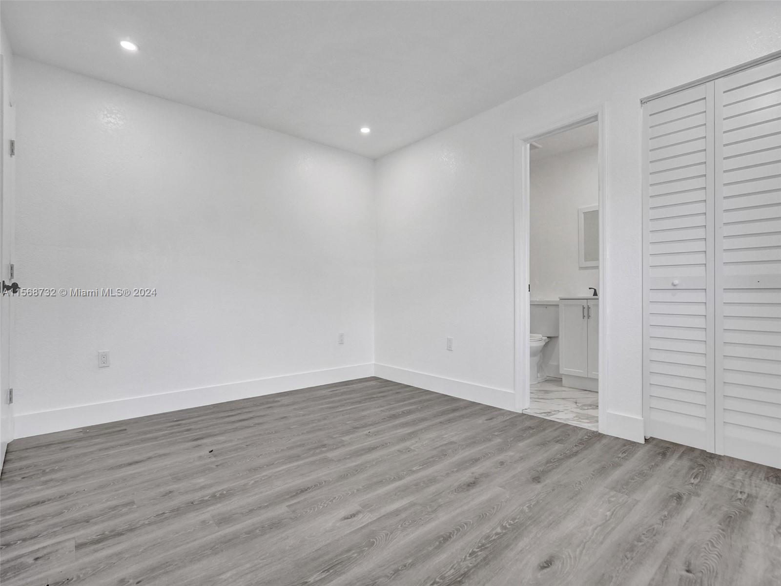 MIAMI GARDENS ESTATES SEC - Residential