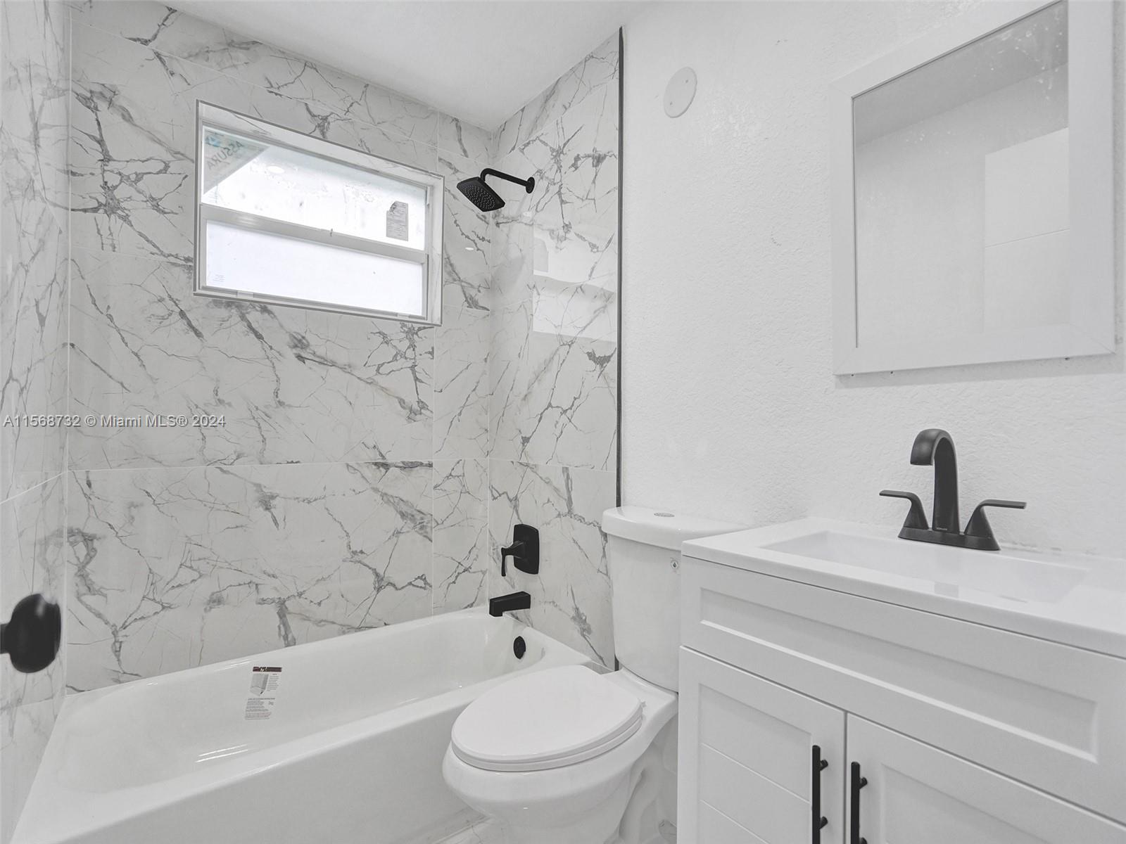 MIAMI GARDENS ESTATES SEC - Residential