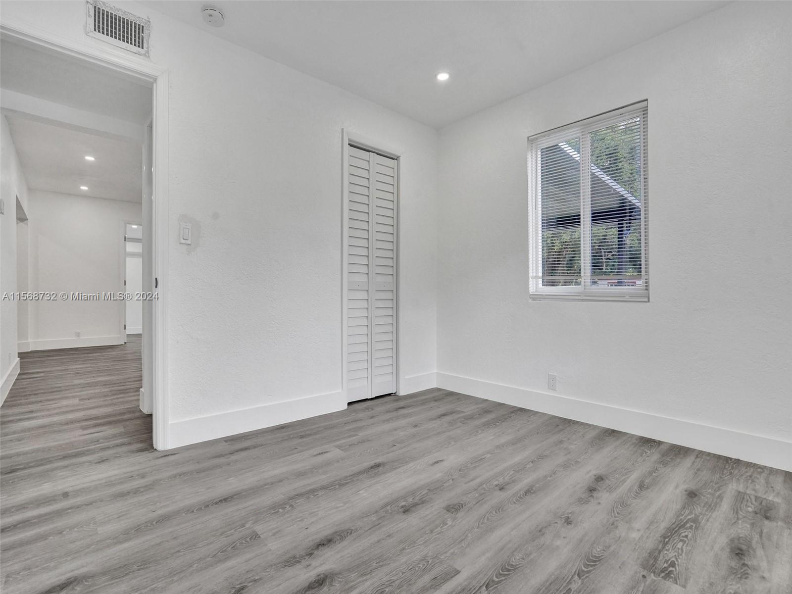 MIAMI GARDENS ESTATES SEC - Residential