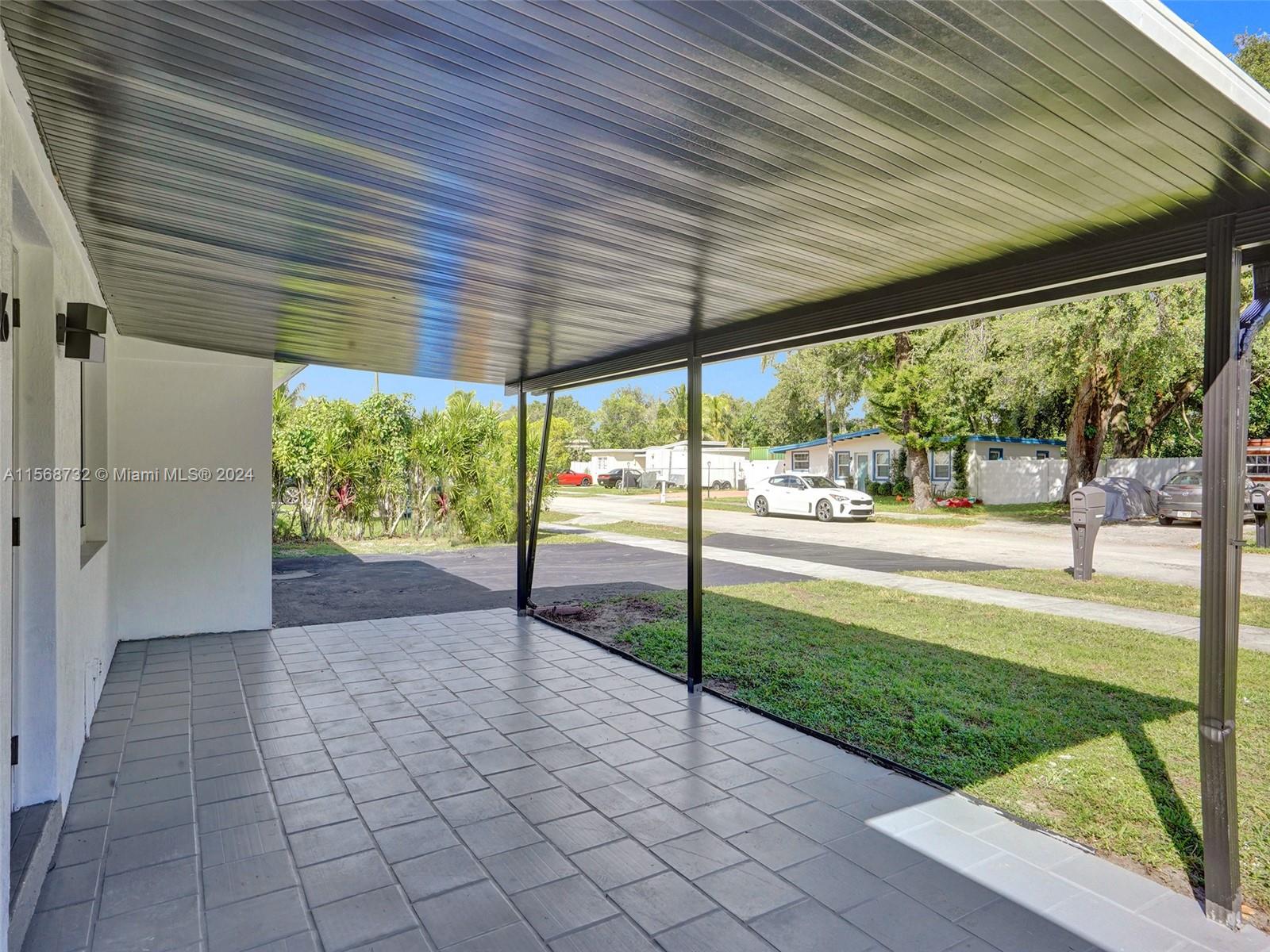 MIAMI GARDENS ESTATES SEC - Residential