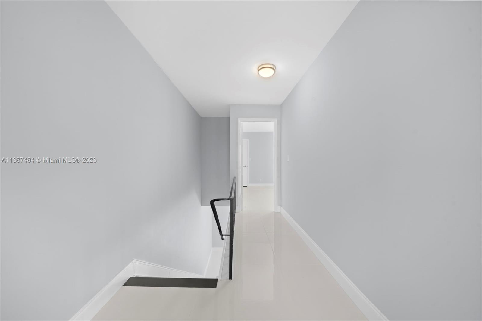 VENETIAN PARK III CONDO - Residential Lease