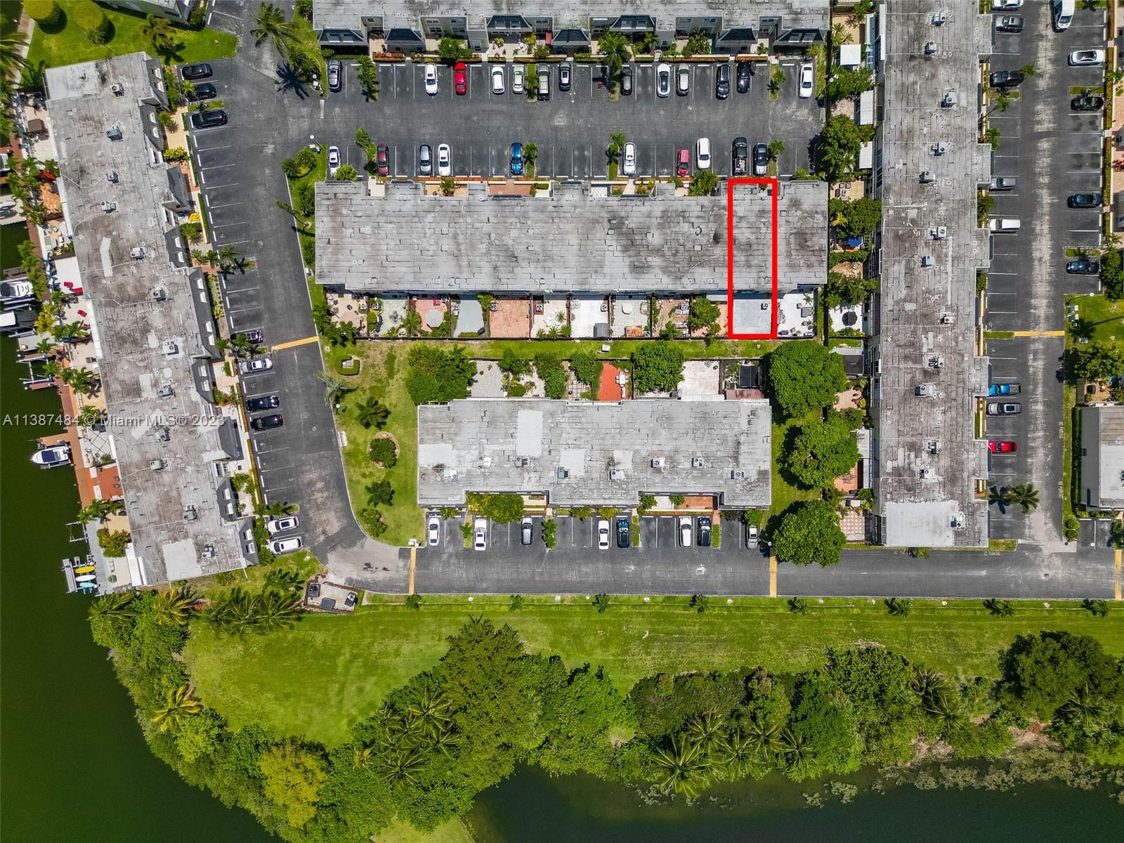 VENETIAN PARK III CONDO - Residential Lease