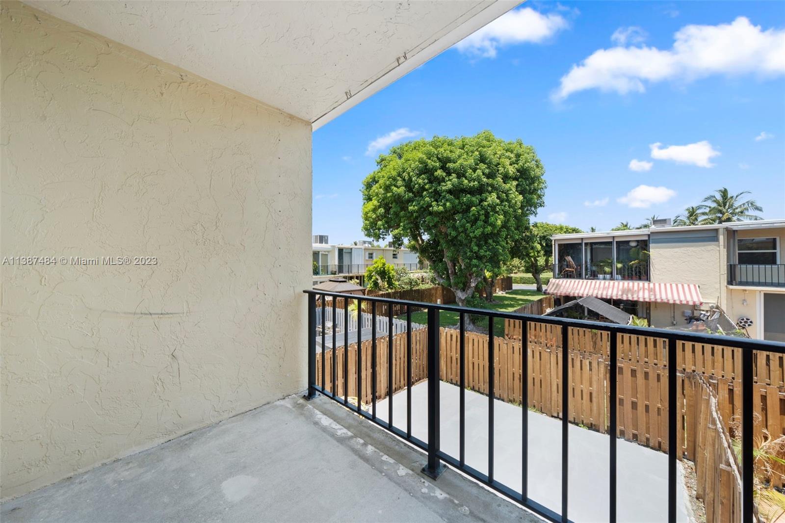 VENETIAN PARK III CONDO - Residential Lease
