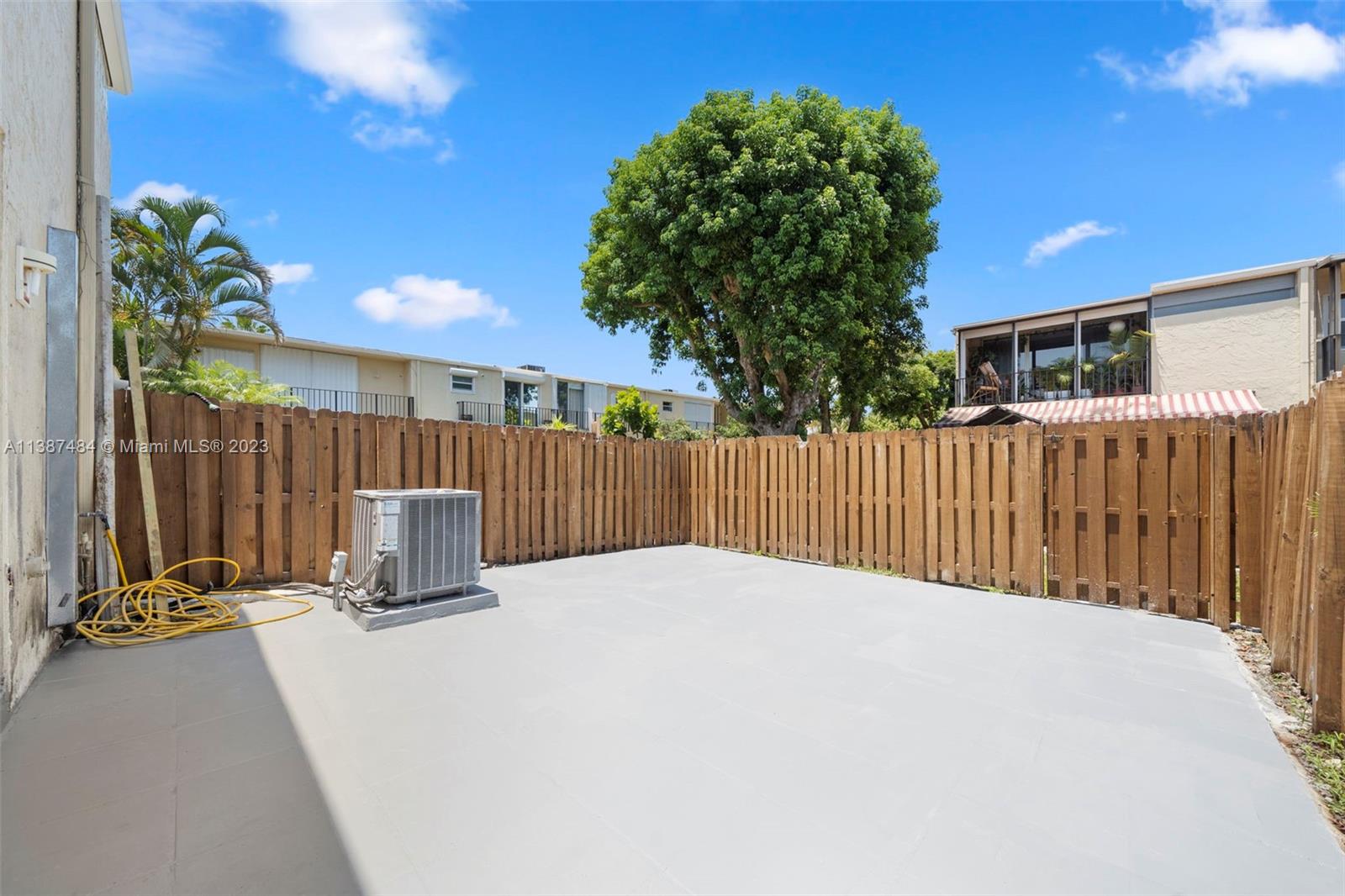 VENETIAN PARK III CONDO - Residential Lease
