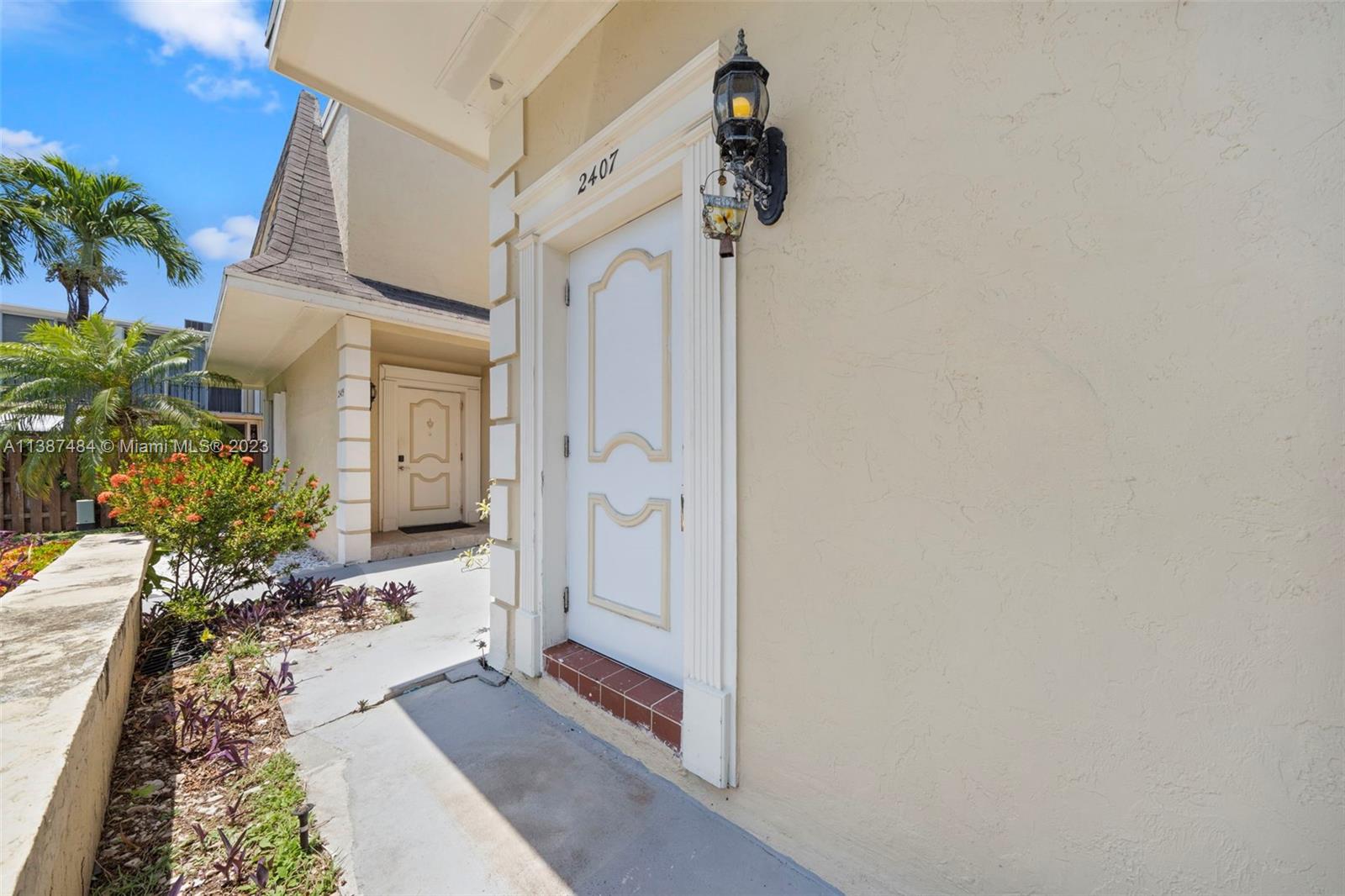 VENETIAN PARK III CONDO - Residential Lease