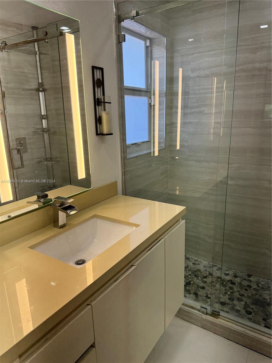 CORAL GABLES FLAGLER ST S - Residential