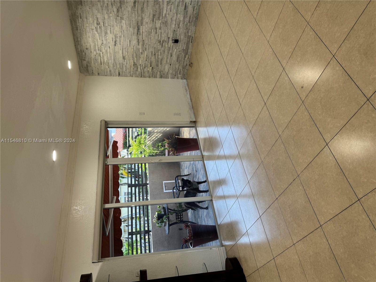 CORAL GABLES FLAGLER ST S - Residential