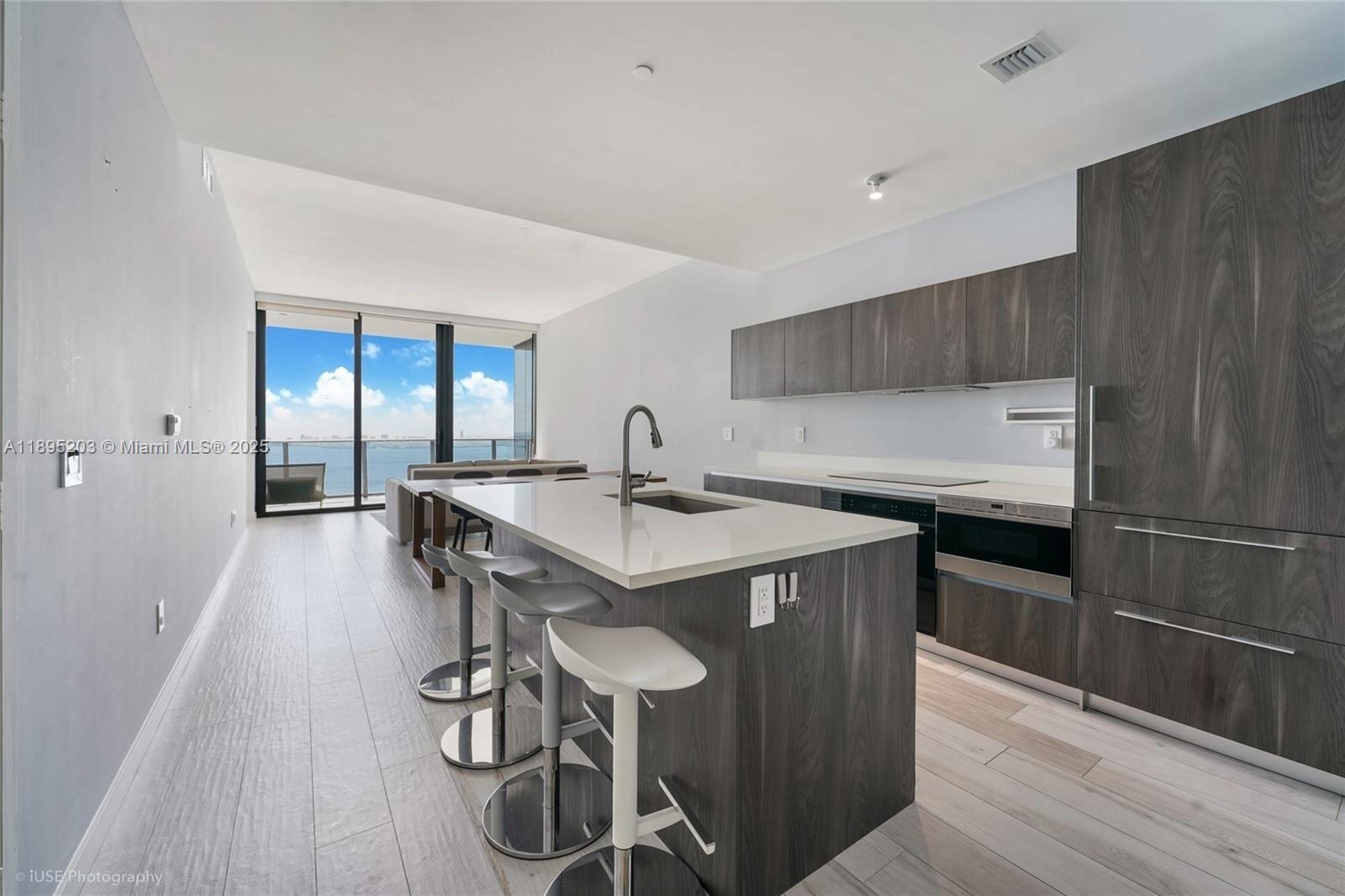 GRAN PARAISO CONDO - Residential