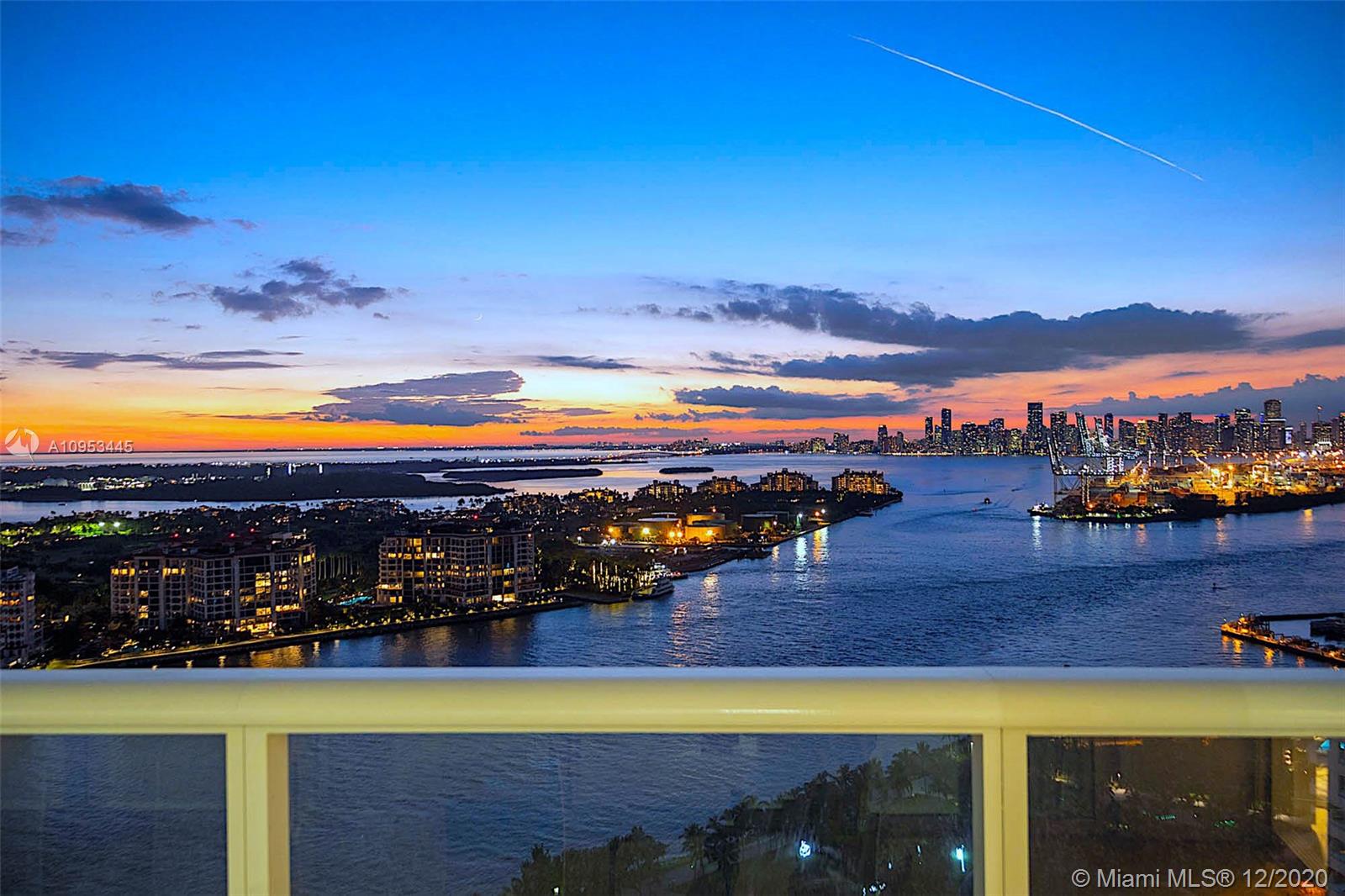 CONTINUUM ON SOUTH BEACH - Residential
